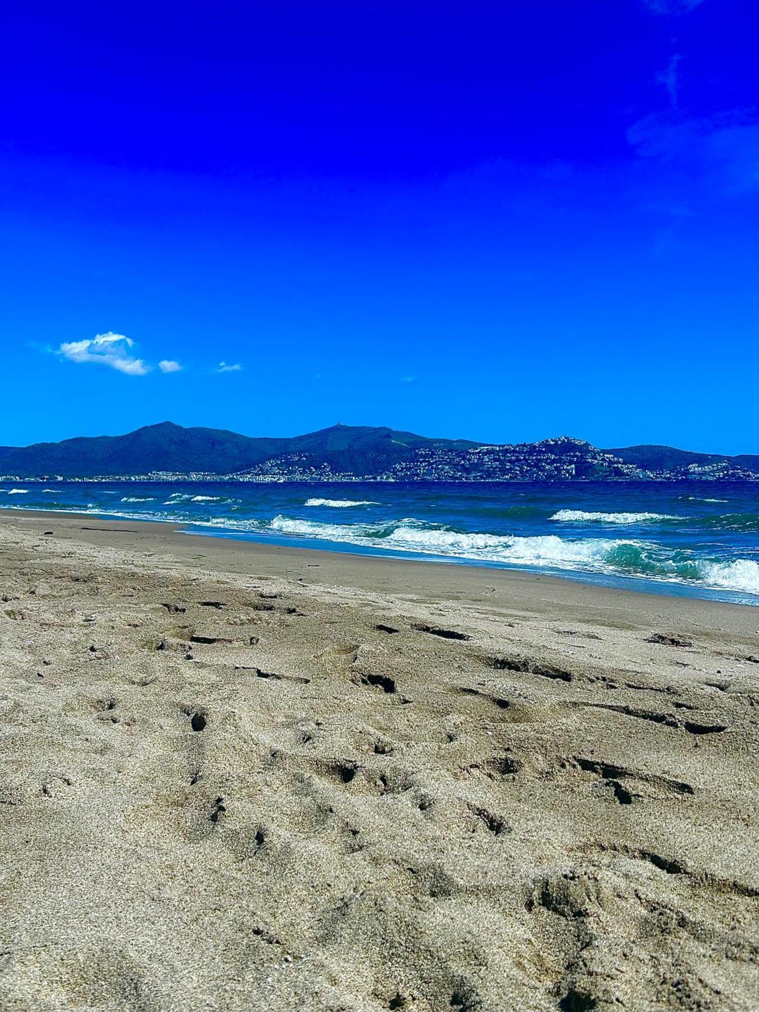 Pieds Dans L Eau Linges De Maison Inclus Empuriabrava Exterior foto